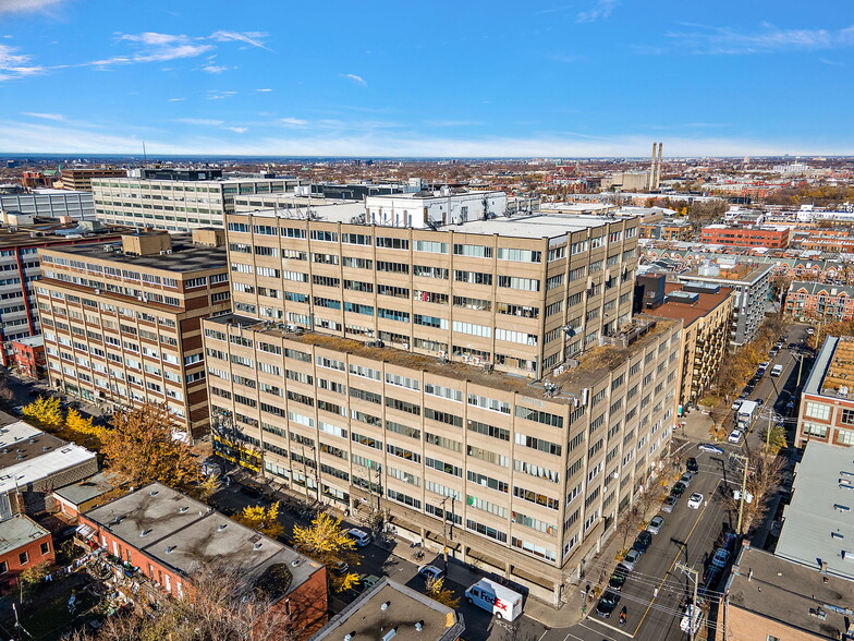 5333-5335 Av Casgrain, Montréal, QC for lease - Building Photo - Image 1 of 6