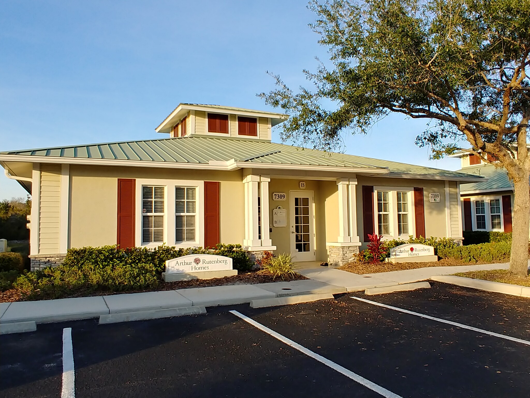 7309 Merchant Ct, Sarasota, FL for sale Building Photo- Image 1 of 1