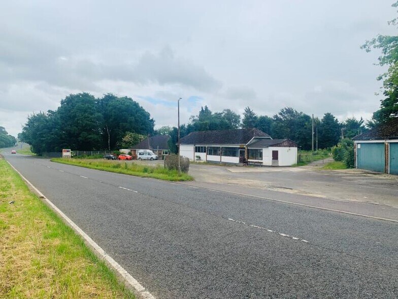 Yeovil Rd, Sherborne, DT9 4RA