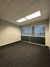 8201 164th Ave NE, Redmond, WA for lease Interior Photo- Image 2 of 6