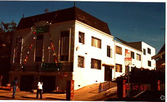 222-224 S Normandie Ave, Los Angeles, CA for sale - Building Photo - Image 3 of 7