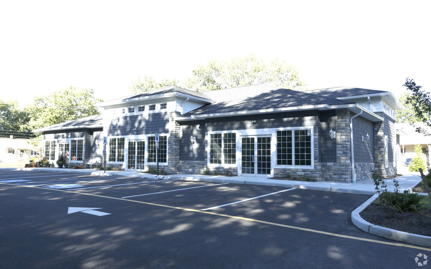 217 Taylors Mills Rd, Manalapan, NJ 07726