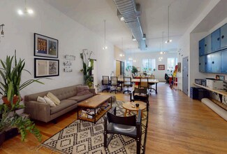 122-124 Rivington St, New York, NY for lease Interior Photo- Image 1 of 6