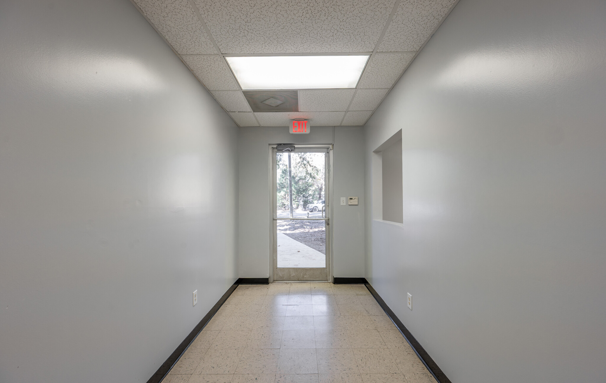 2420 Kiss Dr, Durham, NC for lease Interior Photo- Image 1 of 18