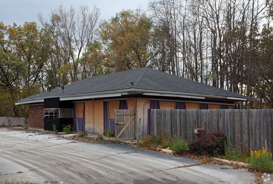 5721 Melton Rd, Gary, IN 46403