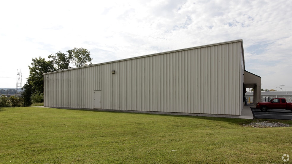 2217 Battlefield Pky, Fort Oglethorpe, GA for lease - Building Photo - Image 2 of 3