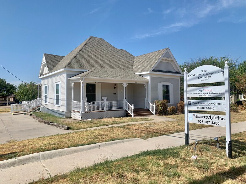 301 W Main St, Gunter, TX 75058