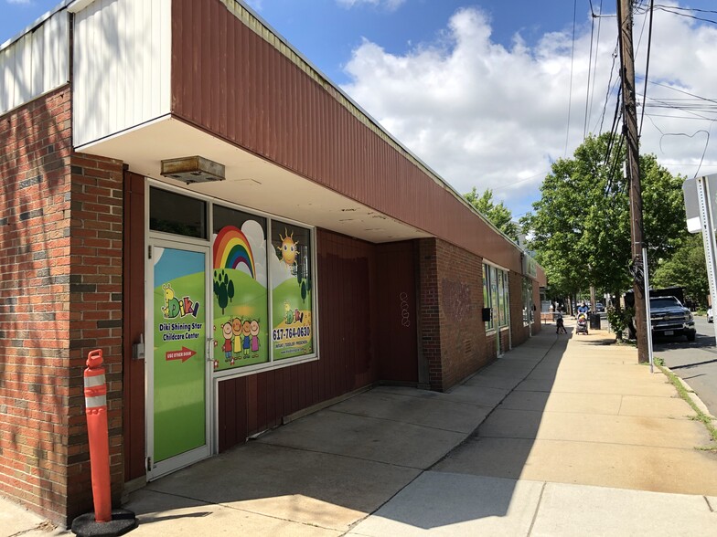 352 Washington St, Somerville, MA for sale - Building Photo - Image 3 of 16