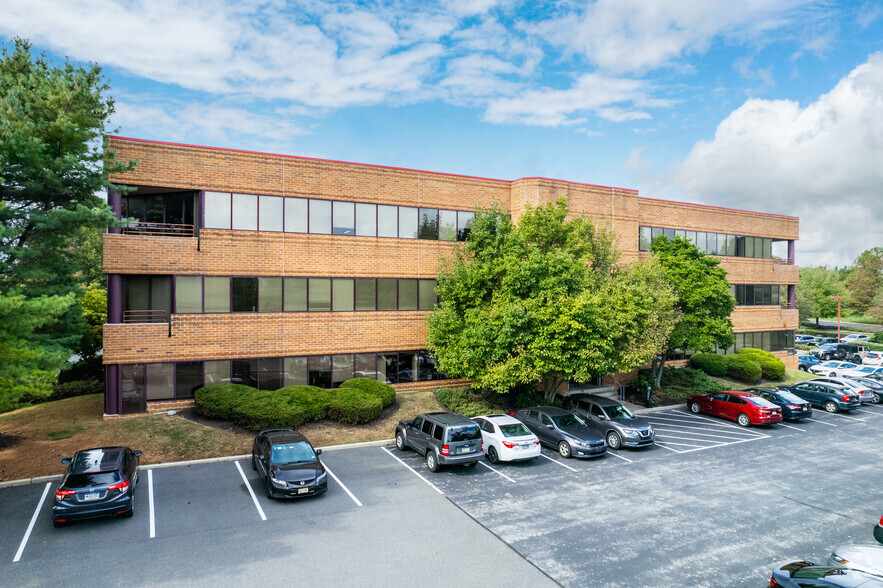 223 Wilmington West Chester Pike, Chadds Ford, PA for lease - Building Photo - Image 1 of 8