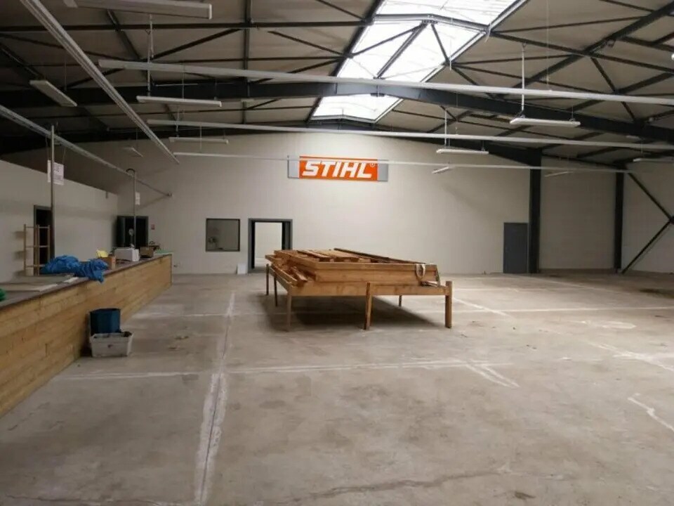 Industrial in Remomeix for sale Interior Photo- Image 1 of 3