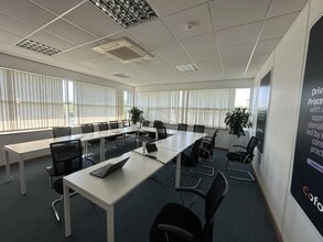Euston Way, Telford for lease Interior Photo- Image 2 of 5