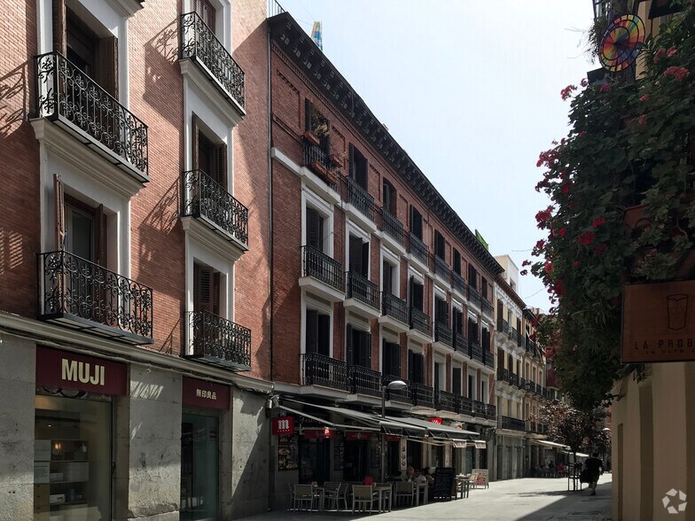 in Madrid, Madrid for sale - Primary Photo - Image 1 of 1