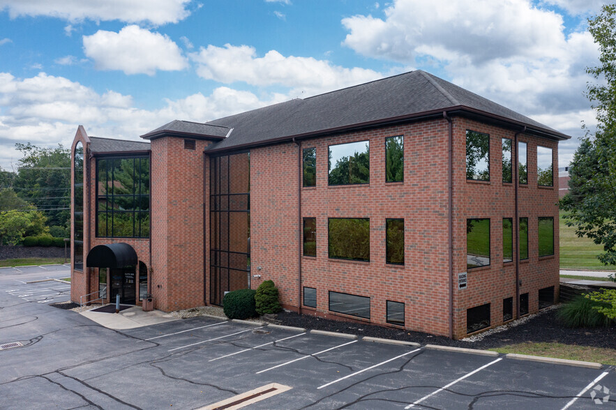 10663 Montgomery Rd, Montgomery, OH for lease - Building Photo - Image 1 of 4