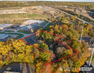 More details for 10108 Sweet Valley Dr, Valley View, OH - Land for Lease