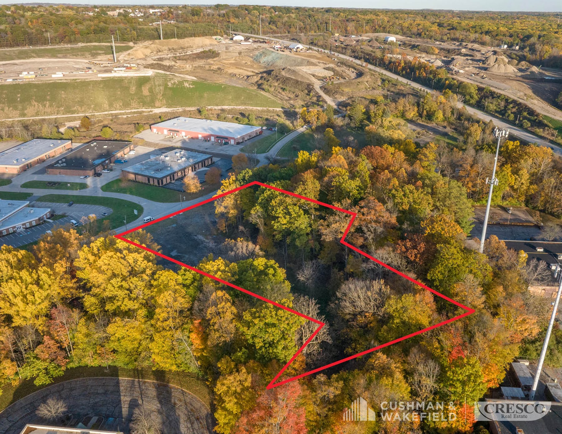 10108 Sweet Valley Dr, Valley View, OH for lease Building Photo- Image 1 of 4