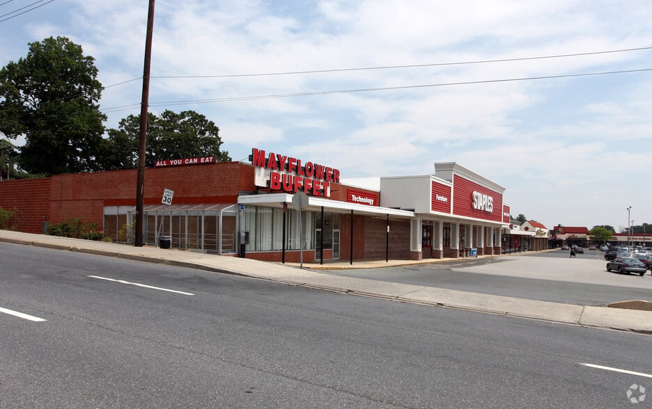 12331-12391 Georgia Ave, Silver Spring, MD for lease - Primary Photo - Image 1 of 4