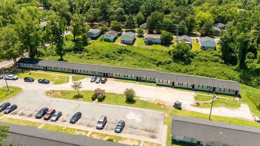 803 N 8th St, 804 N 8th St, 113-135 W Av portfolio of 3 properties for sale on LoopNet.com - Building Photo - Image 3 of 20