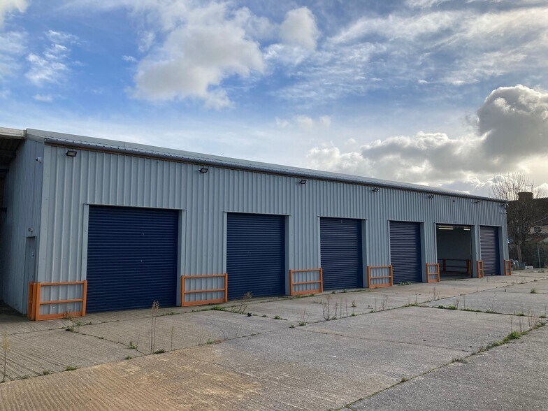 Industrial in Bridgwater for sale - Primary Photo - Image 1 of 1
