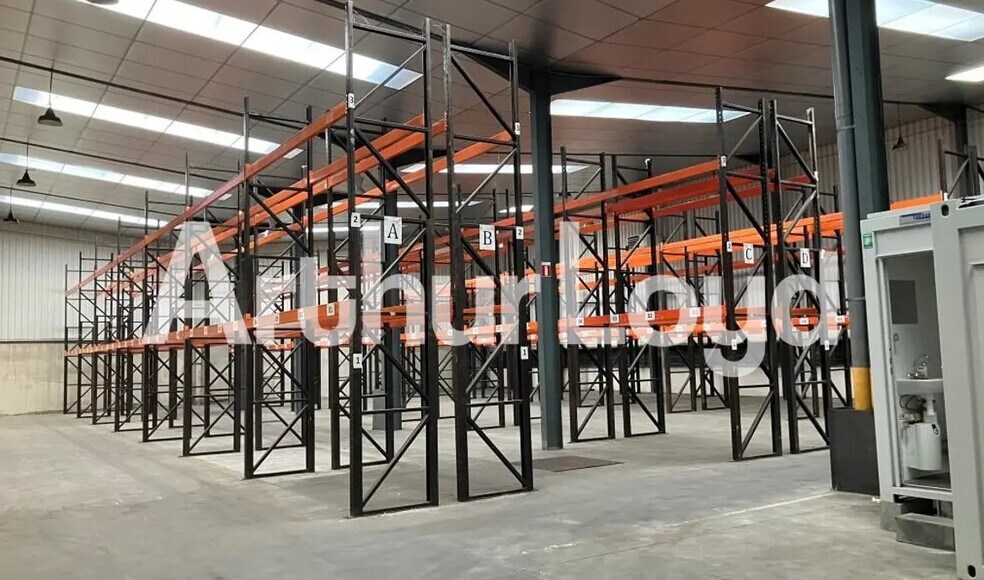 Industrial in Mondeville for sale - Interior Photo - Image 1 of 2