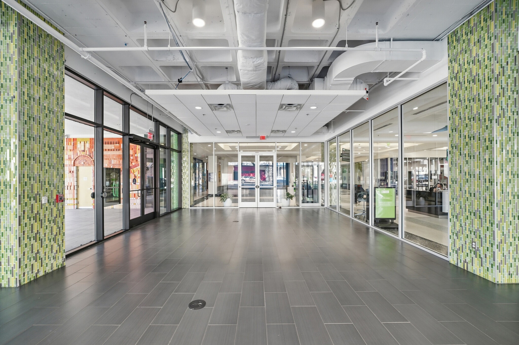 40 E Adams St, Jacksonville, FL for lease Building Photo- Image 1 of 14