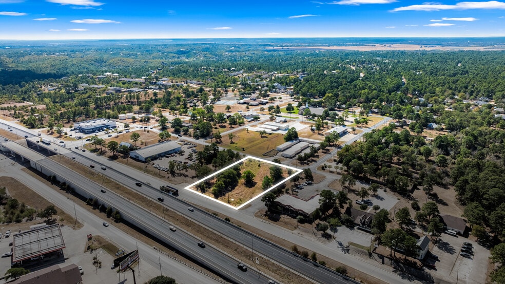 3999 State 71 hwy, Bastrop, TX for sale - Building Photo - Image 3 of 17