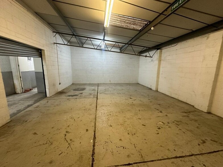 2 Cowgate Rd, Greenford for lease - Building Photo - Image 3 of 50