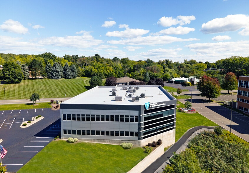 40 Century Hill Dr, Latham, NY for lease - Building Photo - Image 3 of 4