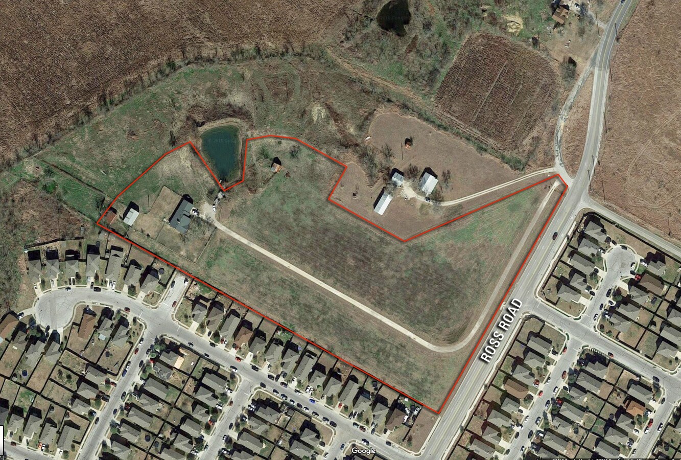 6516 Ross Rd, Del Valle, TX 78617