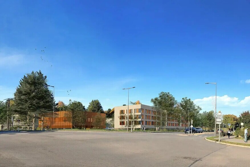 Retail in Ferney-Voltaire for lease - Building Photo - Image 2 of 5