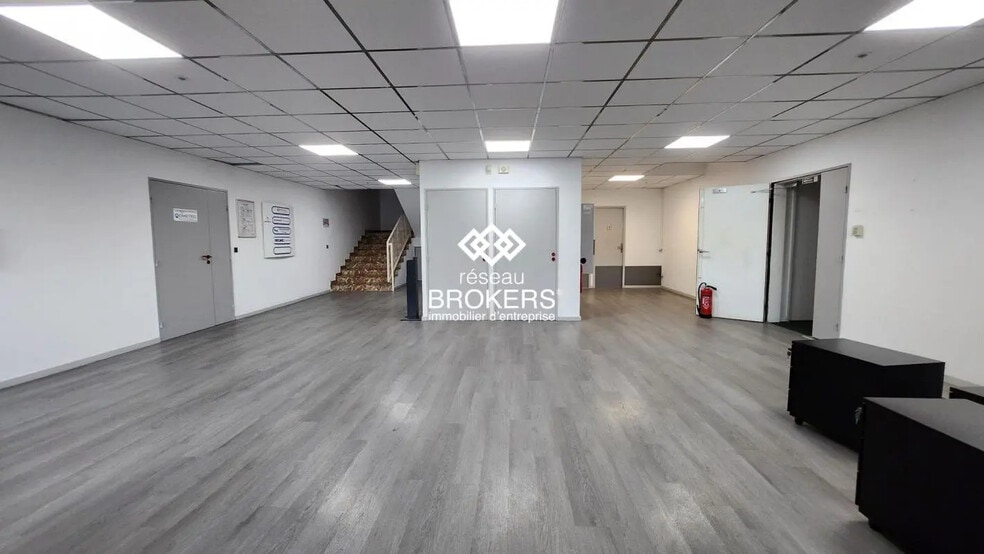 Office in Colomiers for lease - Interior Photo - Image 2 of 17