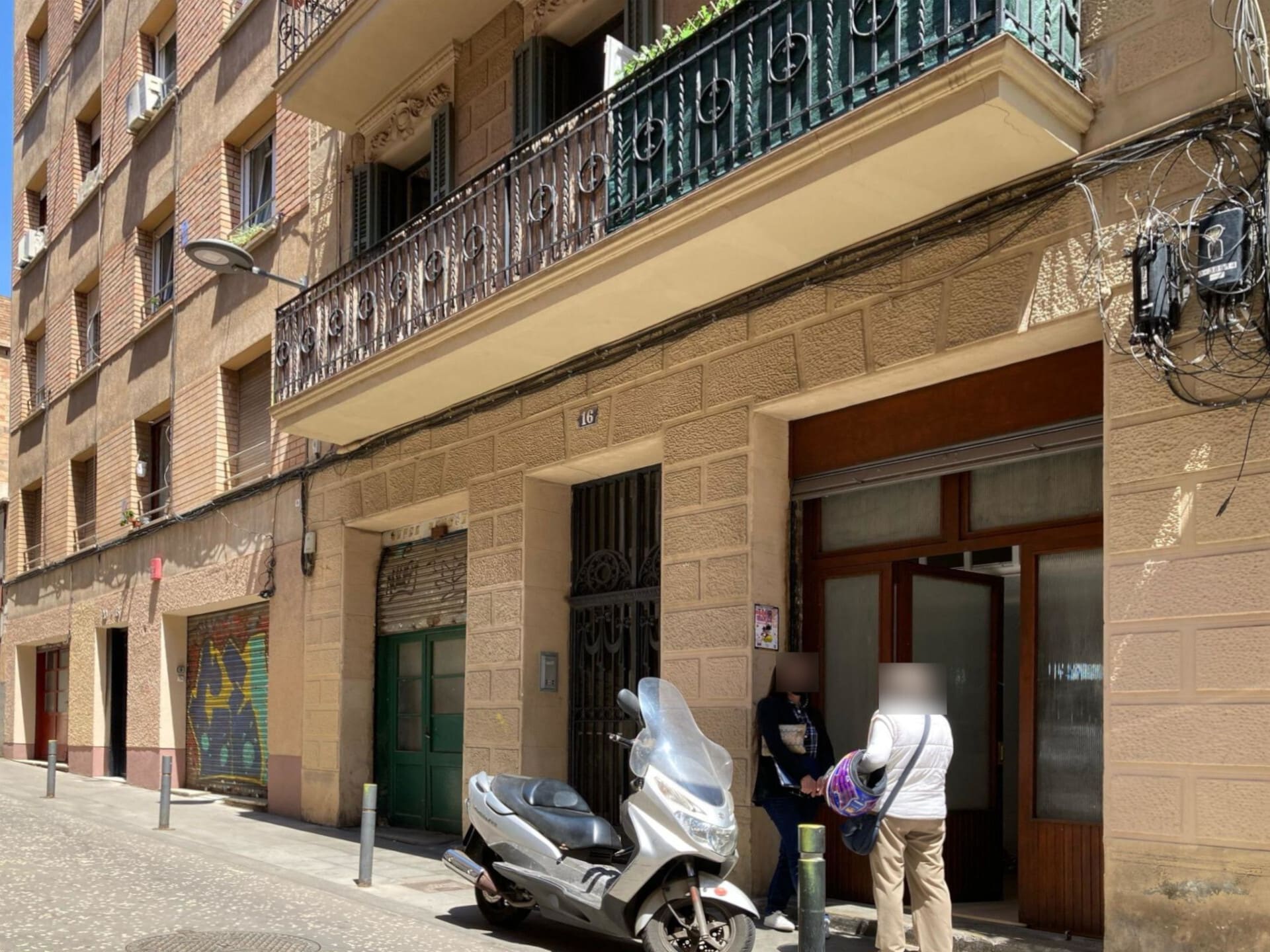 Retail in Barcelona, Barcelona for lease Construction Photo- Image 1 of 5