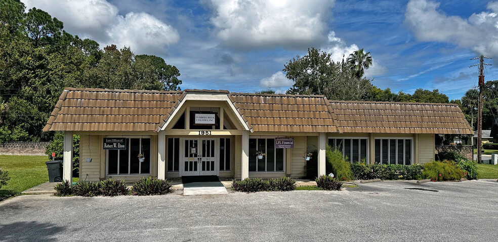 1951 W Granada Blvd, Ormond Beach, FL for lease - Primary Photo - Image 1 of 1