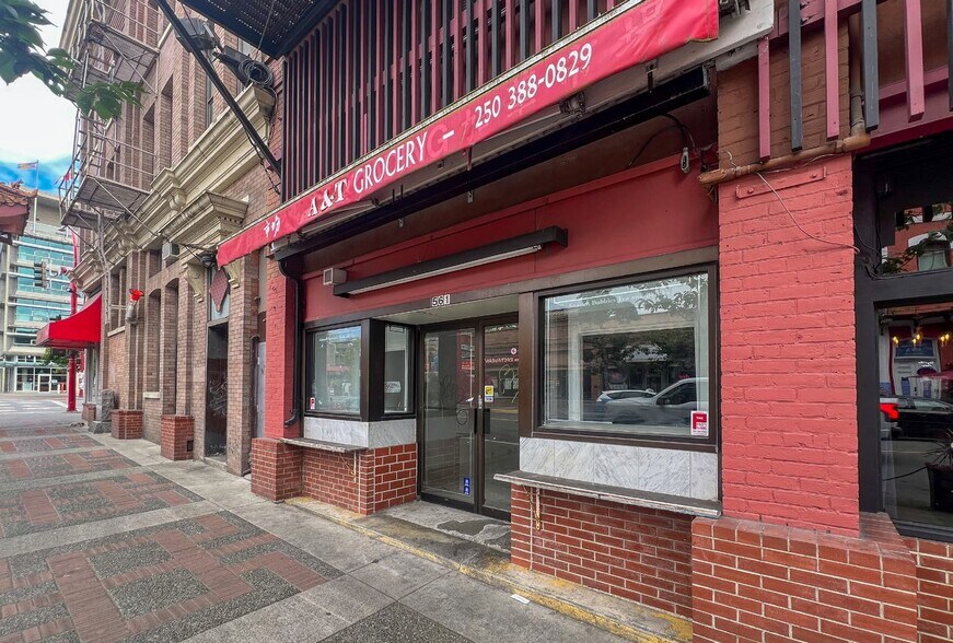 557-561 Fisgard St, Victoria, BC for lease - Building Photo - Image 2 of 5