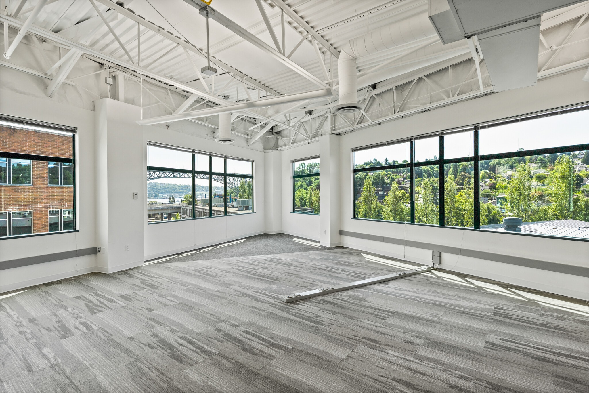 501 N 34th St, Seattle, WA for lease Interior Photo- Image 1 of 9