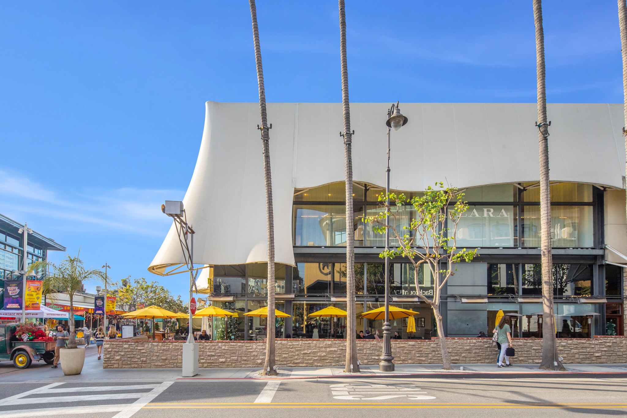 6333 W 3rd St, Los Angeles, CA for lease Building Photo- Image 1 of 12