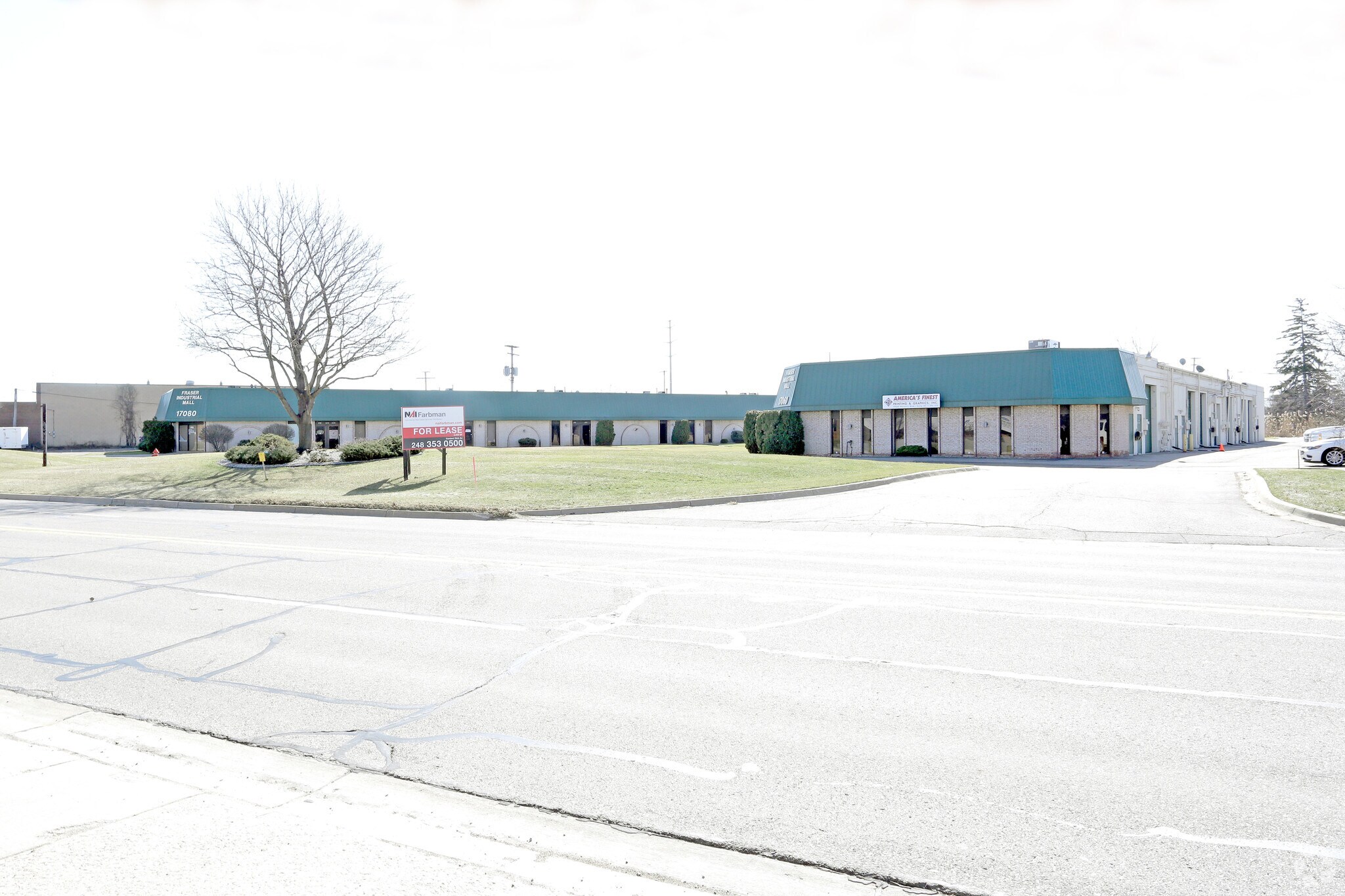 17060-17080 Masonic Blvd, Fraser, MI for sale Primary Photo- Image 1 of 1