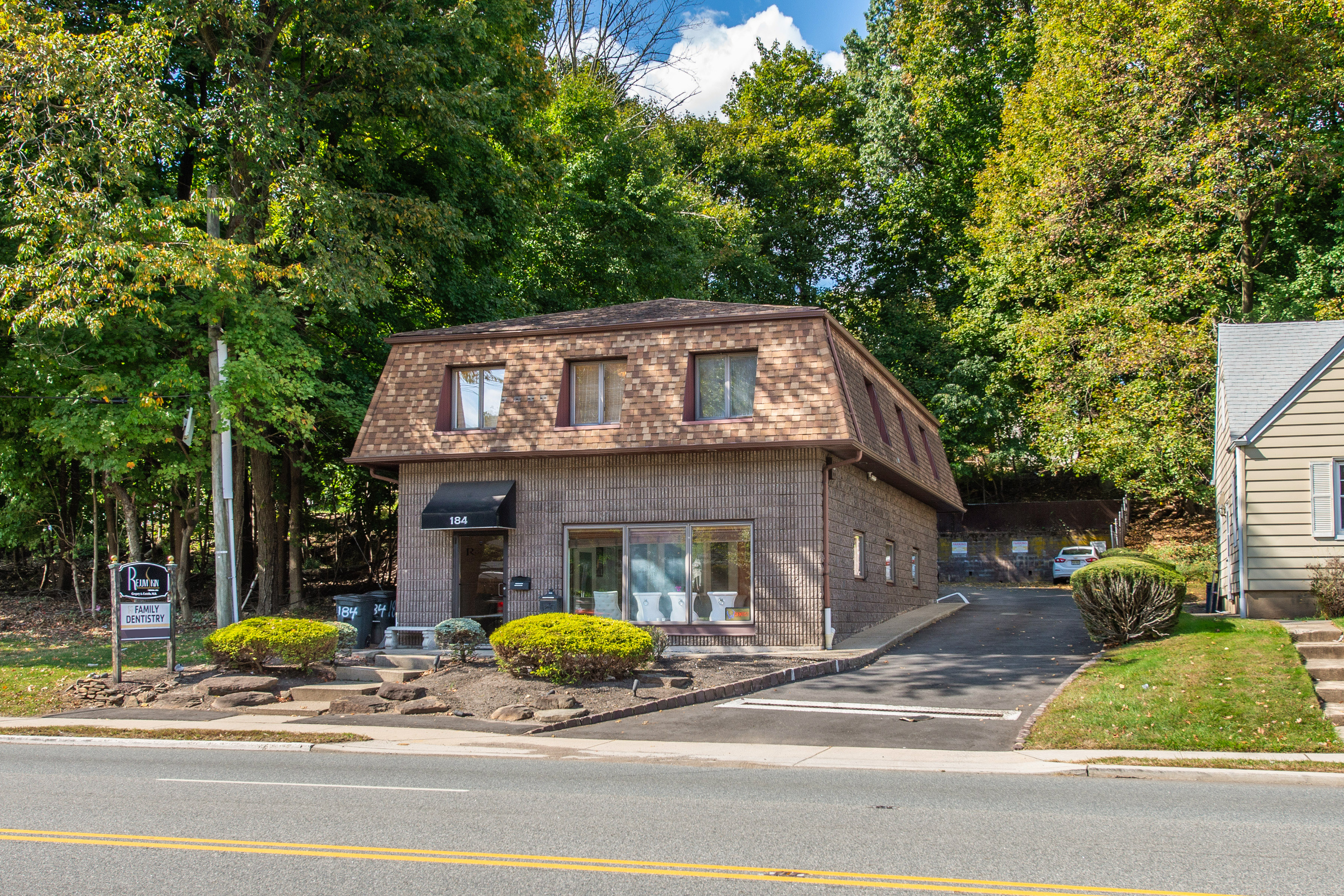 Montclair, NJ Commercial Real Estate for Sale | LoopNet