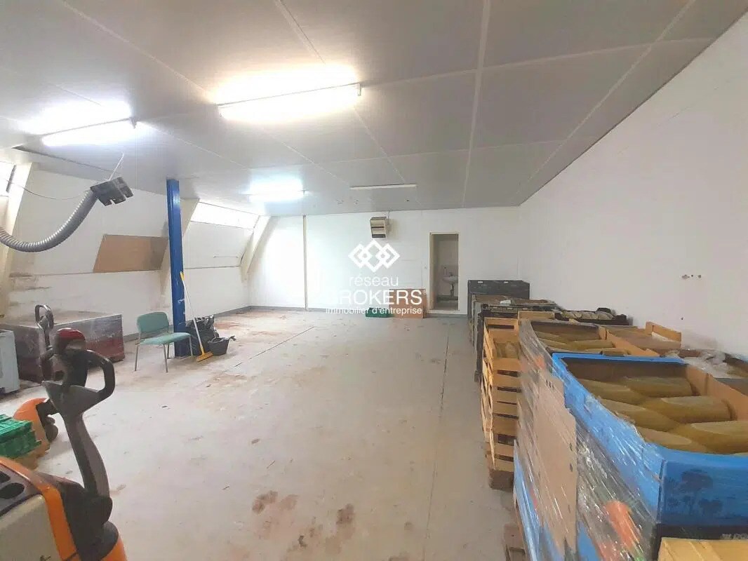 Industrial in Orléans for lease Interior Photo- Image 1 of 10