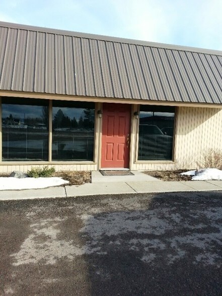 2423 US Highway 2 E, Kalispell, MT for sale - Primary Photo - Image 1 of 1