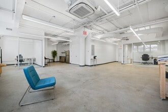 315 Meserole St, Brooklyn, NY for lease Interior Photo- Image 2 of 3