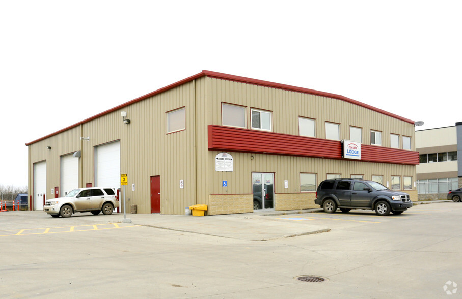 2712 5th St, Nisku, AB for sale - Primary Photo - Image 1 of 1