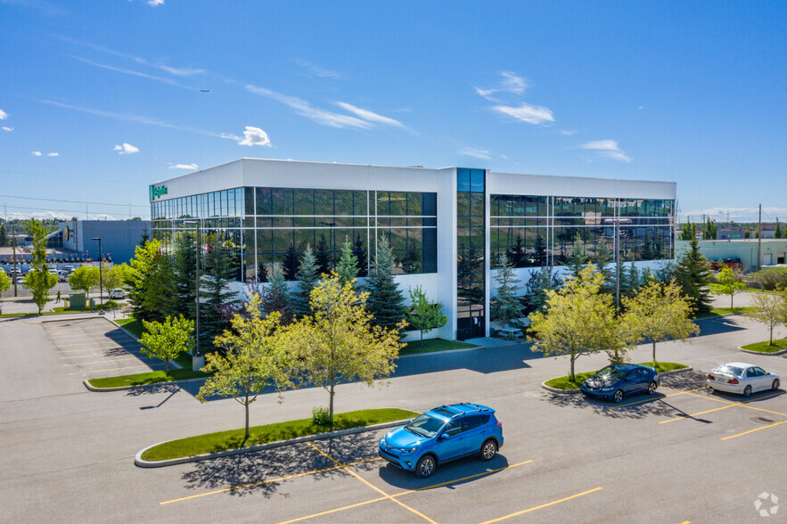 6835 Railway St SE, Calgary, AB for lease - Building Photo - Image 3 of 5