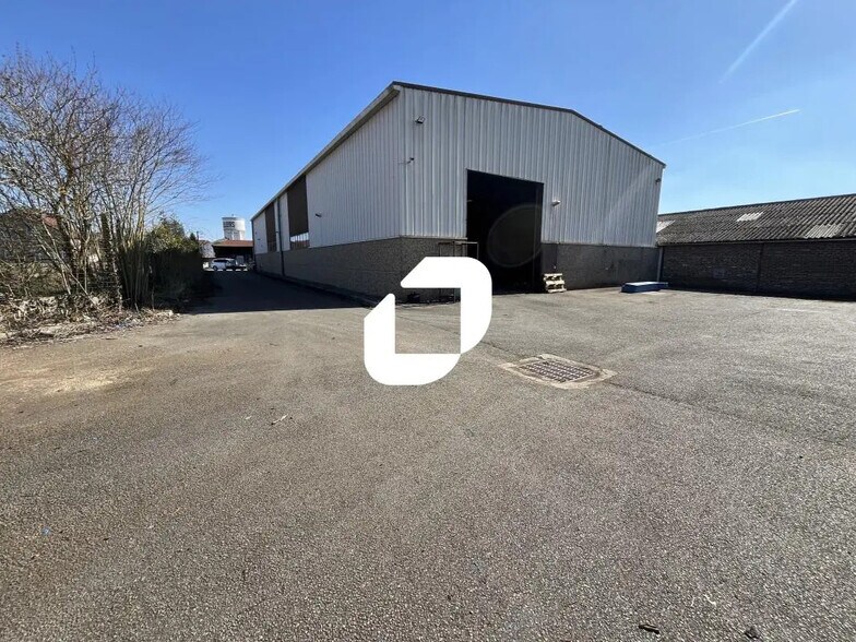 Industrial in Lillers for sale - Building Photo - Image 1 of 18