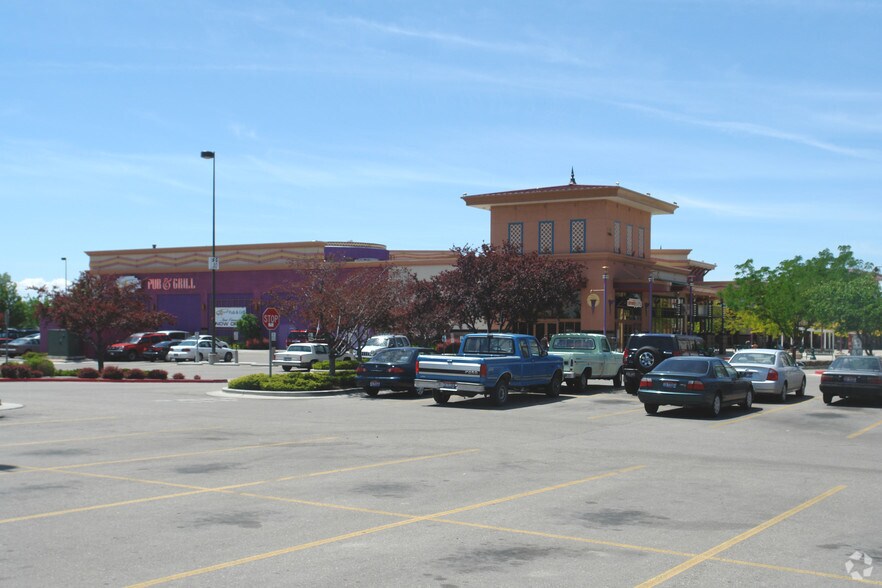7709 W Overland Rd, Boise, ID for sale - Building Photo - Image 1 of 1