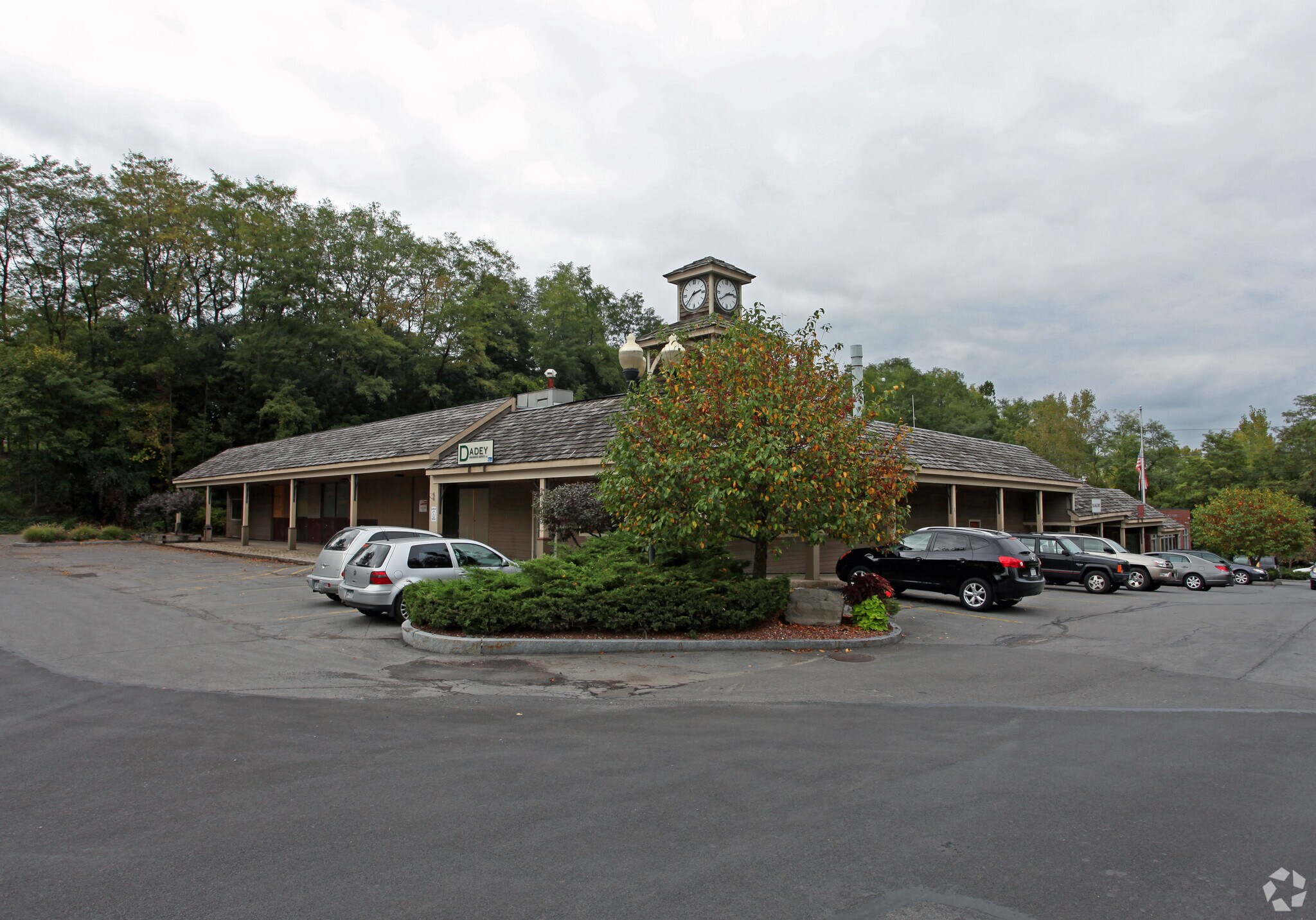 6499 E Seneca Tpke, Jamesville, NY for sale Primary Photo- Image 1 of 1