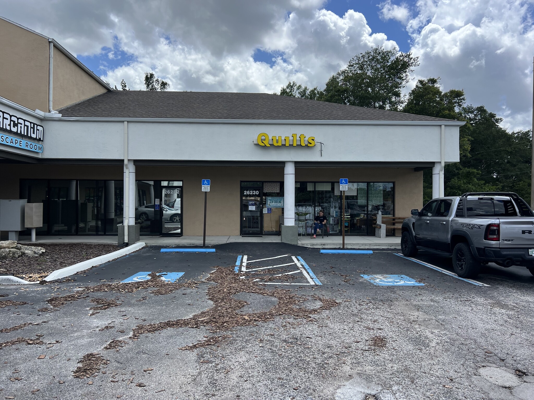 26230-26316 Wesley Chapel Blvd, Lutz, FL for lease Building Photo- Image 1 of 3