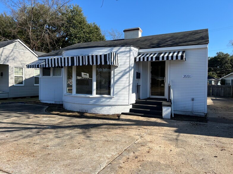 3551 Youree Dr, Shreveport, LA 71105 Youree Drive Office/Retail