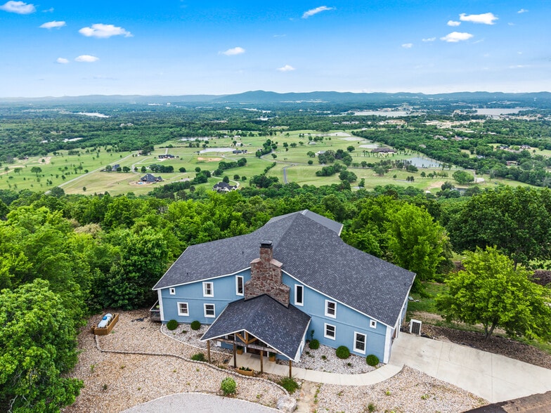 896 Mount Riante Rd, Hot Springs, AR for sale - Primary Photo - Image 1 of 42