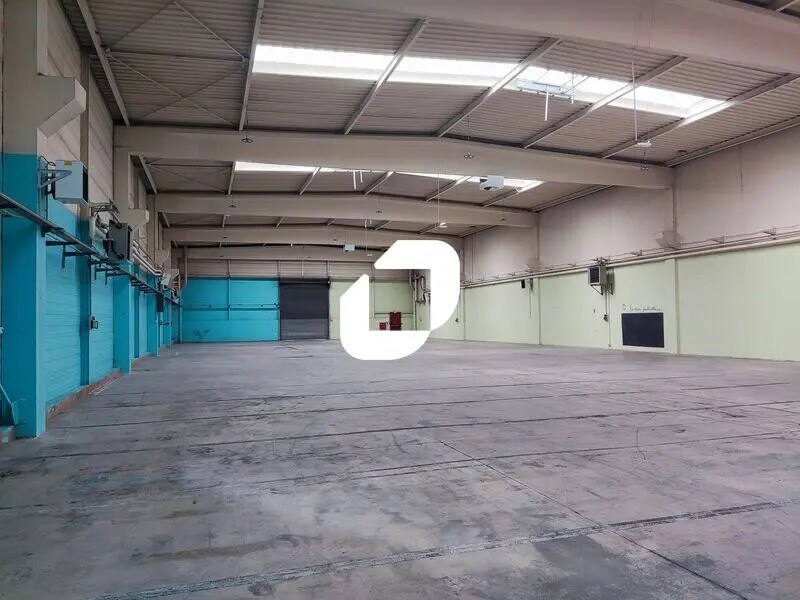 Location Local d'activités 95 m² à 1 201 m² - Photo 1