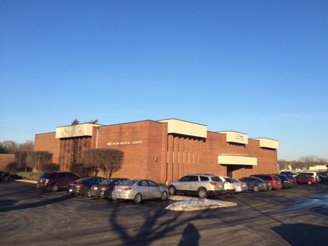 720 Brom Ct, Naperville, IL for sale Primary Photo- Image 1 of 1